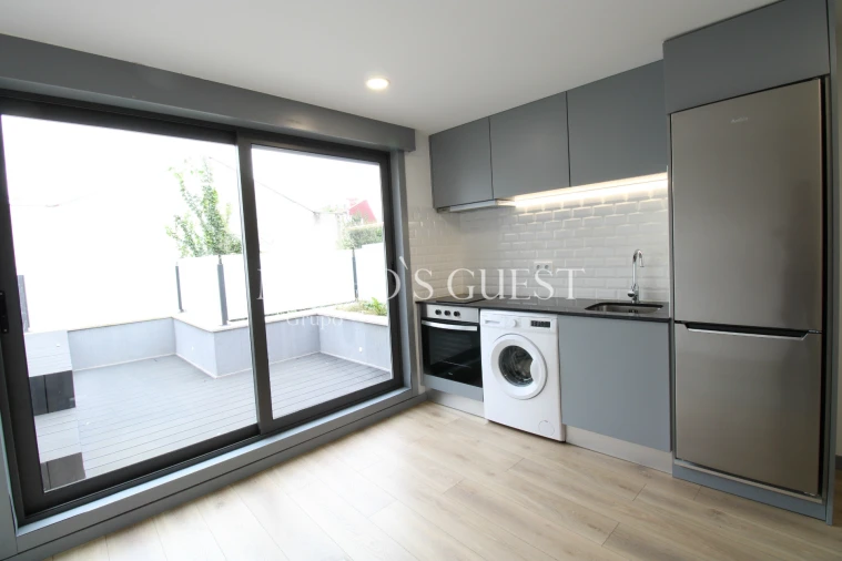 Apartamento T1 para Arrendamento em Braga (São José de São Lázaro e São João do Souto) Foto 11