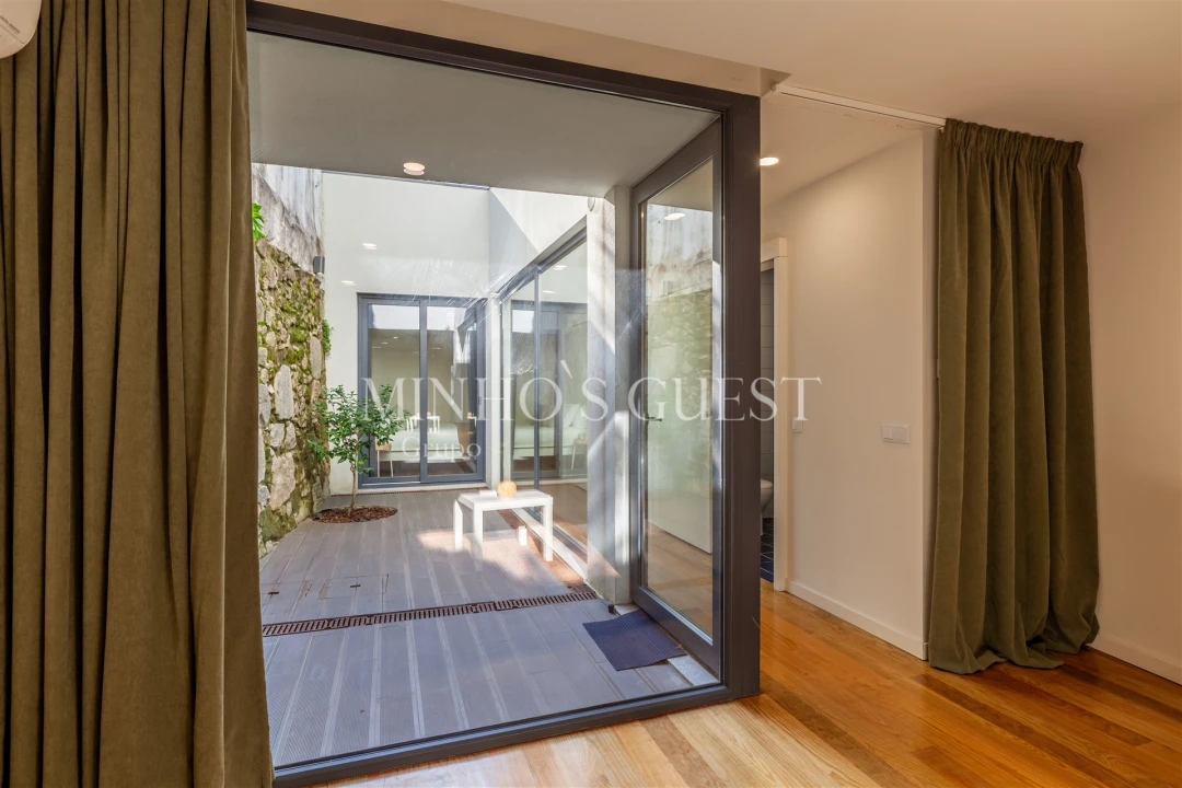 Apartamento T1 para Arrendamento em Braga (Maximinos, Sé e Cividade) Foto 9