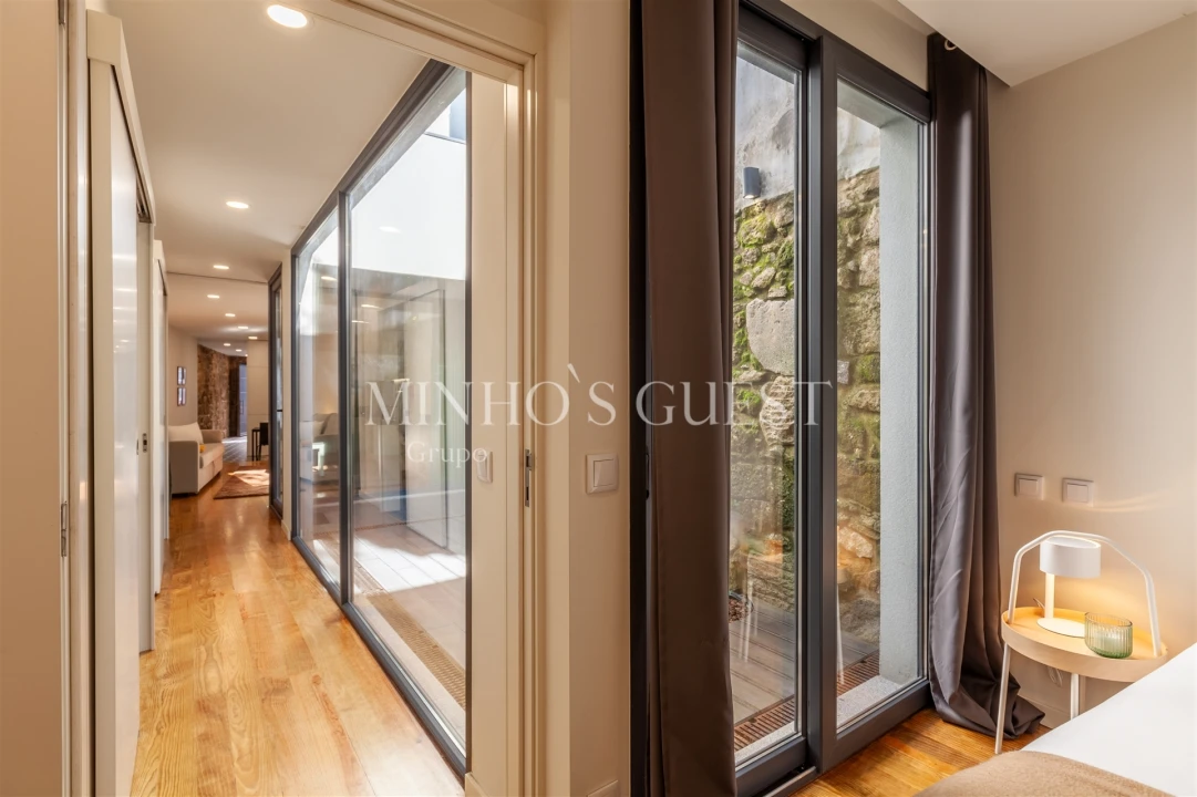 Apartamento T1 para Arrendamento em Braga (Maximinos, Sé e Cividade) Foto 7