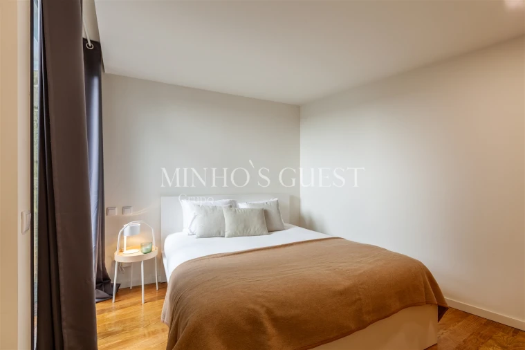 Apartamento T1 para Arrendamento em Braga (Maximinos, Sé e Cividade) Foto 2