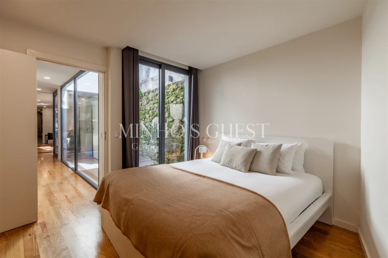 Apartamento T1 para Arrendamento em Braga (Maximinos, Sé e Cividade) Foto 4