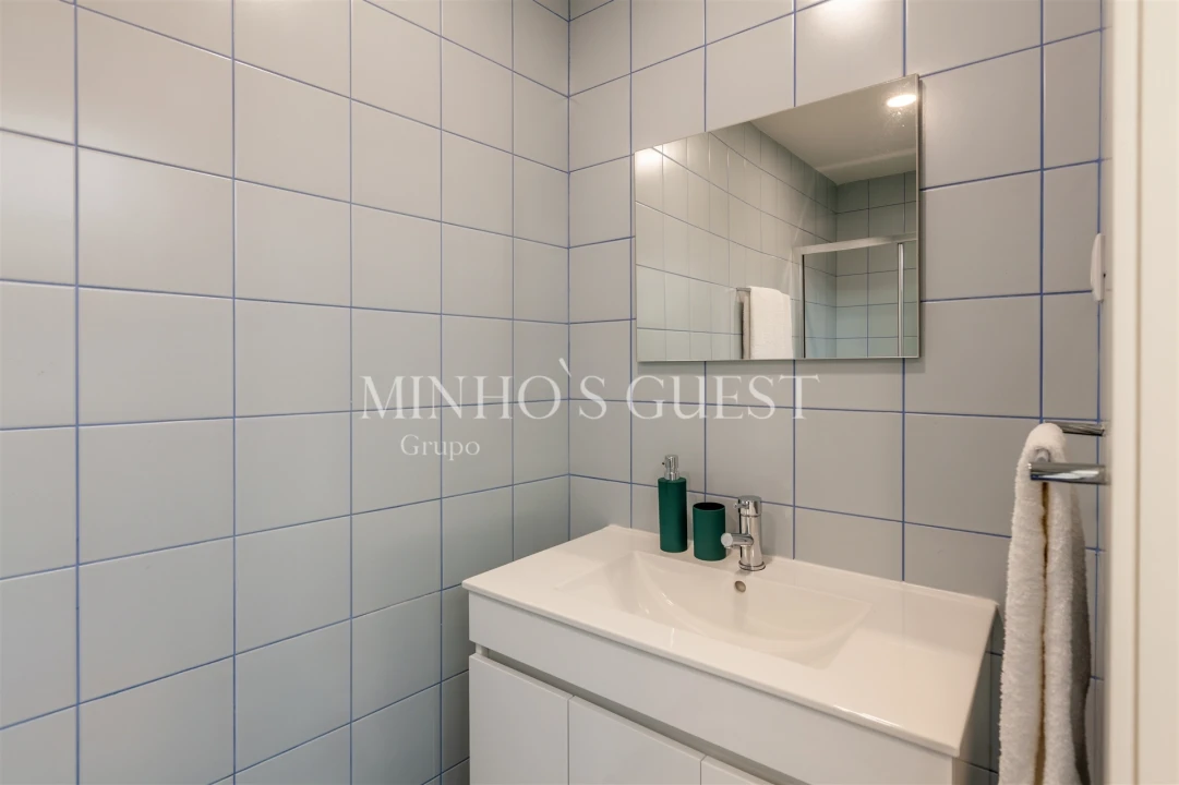 Apartamento T1 para Arrendamento em Braga (Maximinos, Sé e Cividade) Foto 13