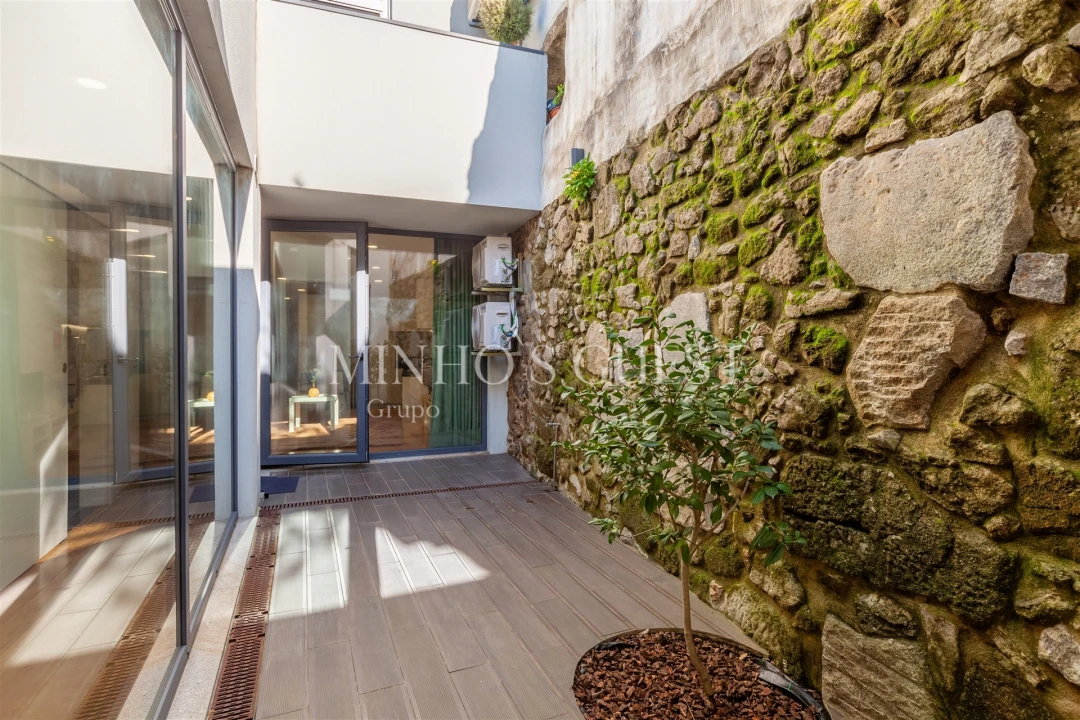 Apartamento T1 para Arrendamento em Braga (Maximinos, Sé e Cividade) Foto 12