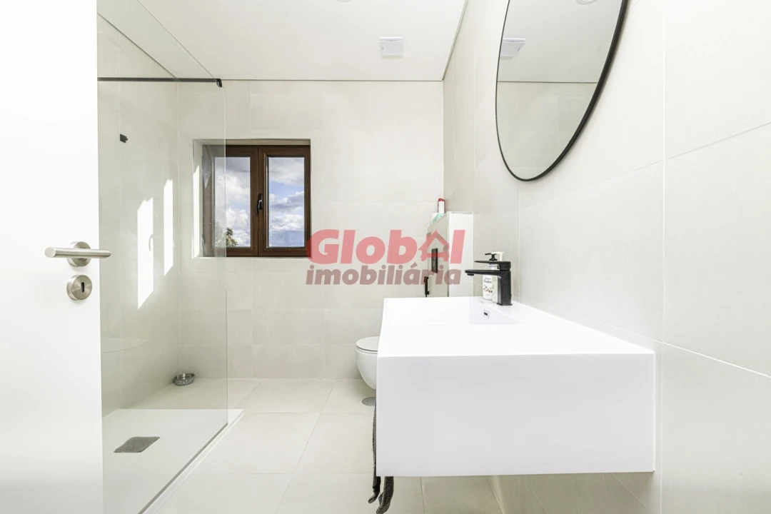 Moradia T3 para Venda em Santos Evos Foto 6