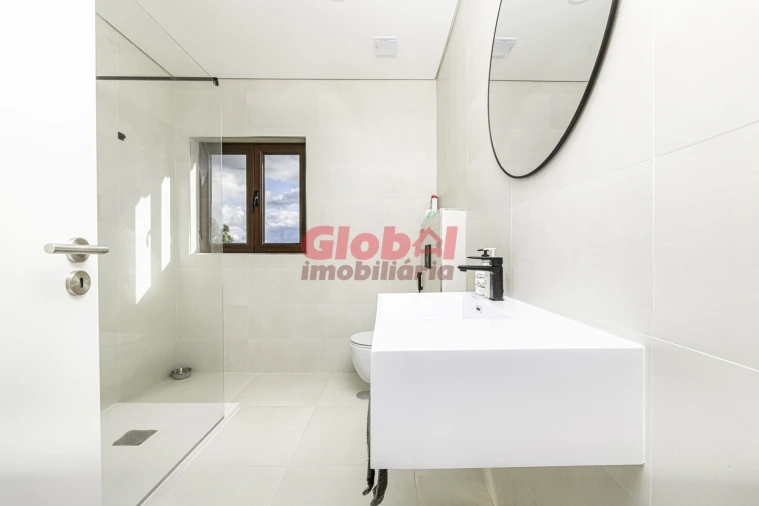 Moradia T3 para Venda em Santos Evos Foto 6