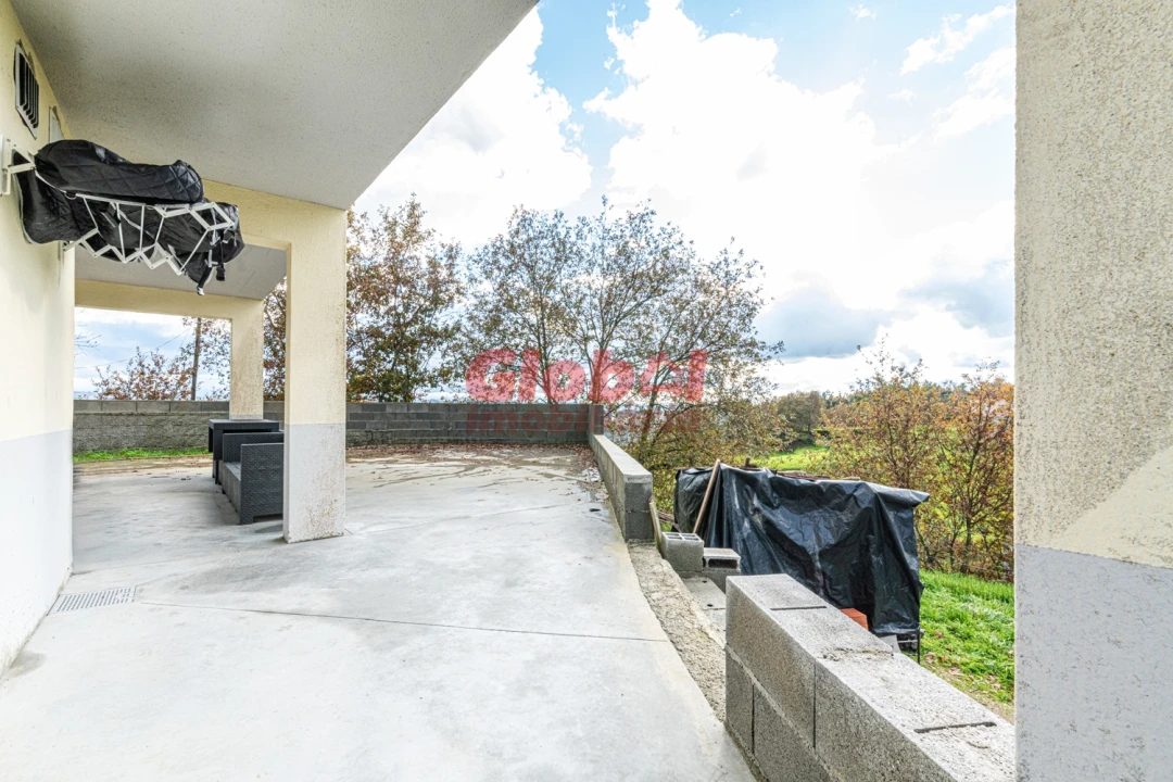 Moradia T3 para Venda em Santos Evos Foto 12