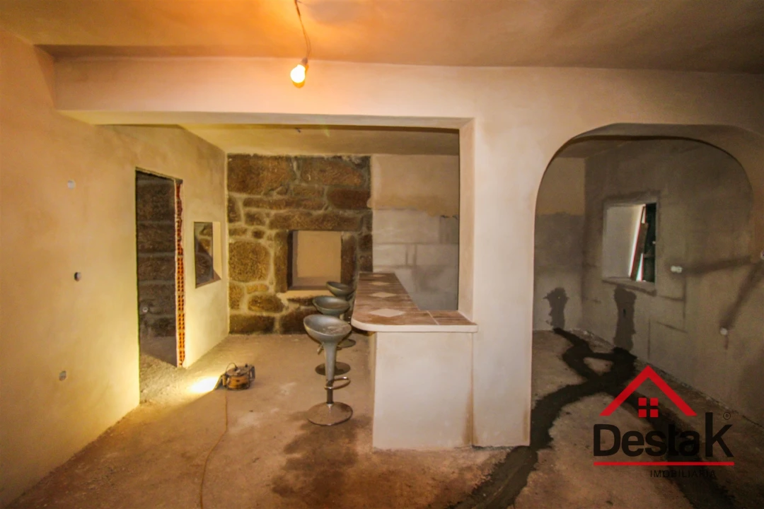 Moradia T2 para Venda em Silgueiros Foto 31