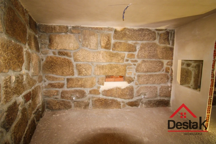 Moradia T2 para Venda em Silgueiros Foto 28