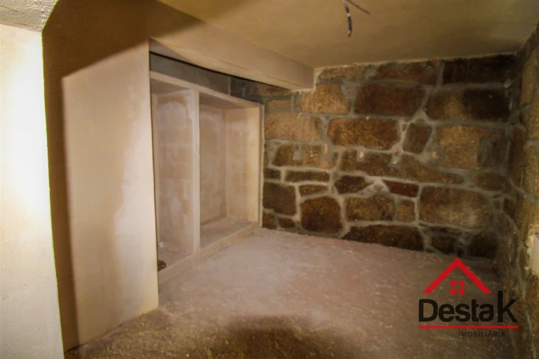 Moradia T2 para Venda em Silgueiros Foto 26