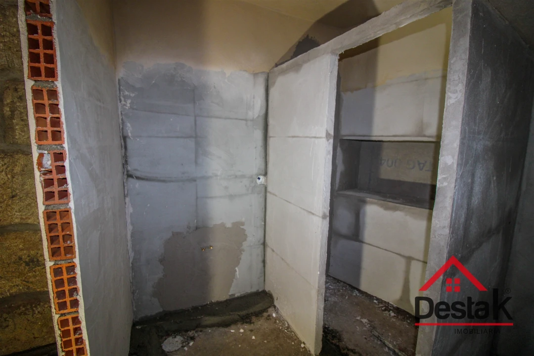 Moradia T2 para Venda em Silgueiros Foto 30