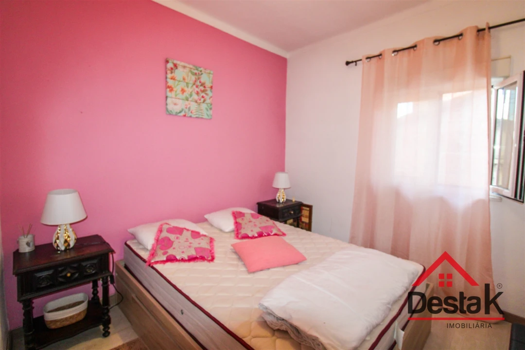 Moradia T2 para Venda em Silgueiros Foto 17