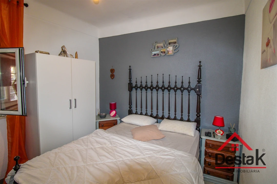 Moradia T2 para Venda em Silgueiros Foto 19