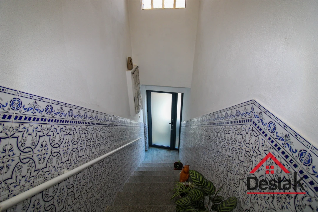 Moradia T2 para Venda em Silgueiros Foto 22