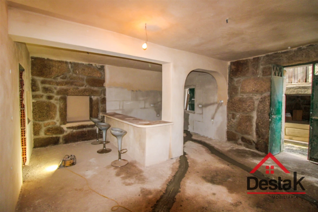 Moradia T2 para Venda em Silgueiros Foto 29