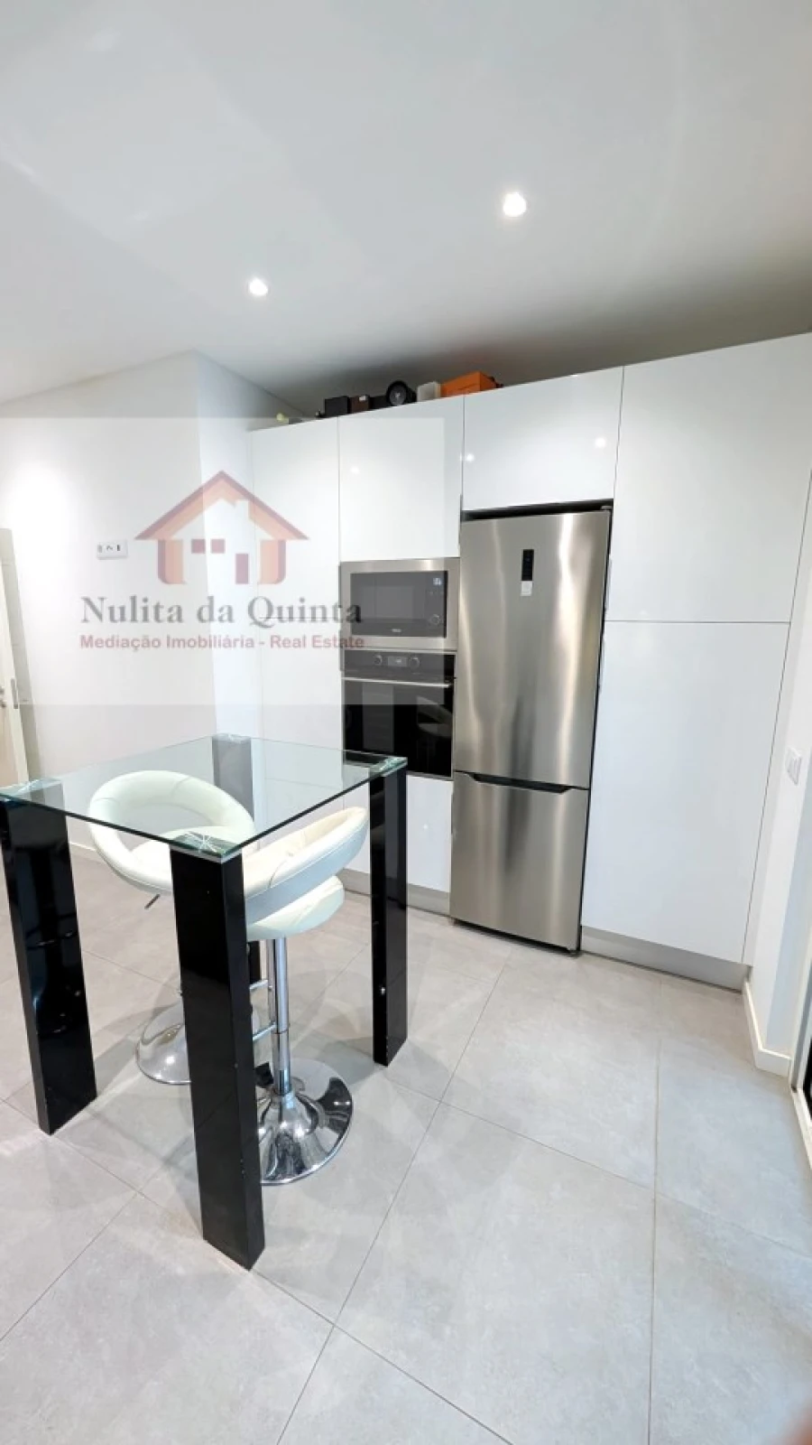 Apartamento T2 para Venda em Loule (São Sebastião) Foto 3