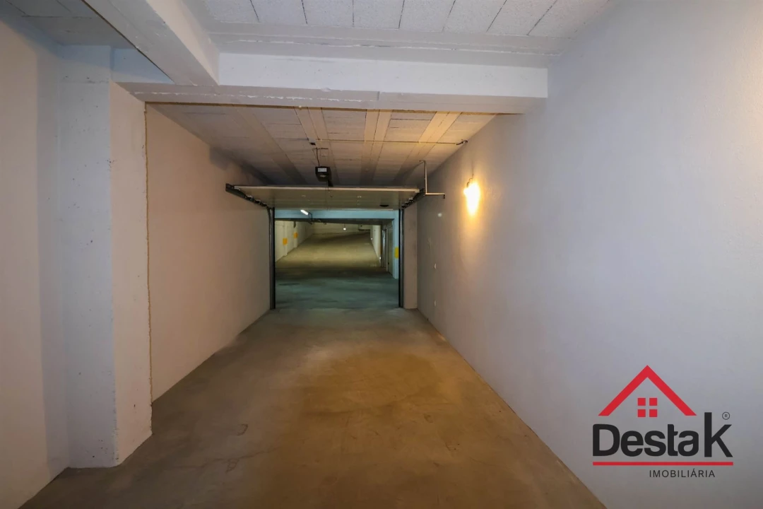 Apartamento T4 para Venda em Abraveses Foto 46