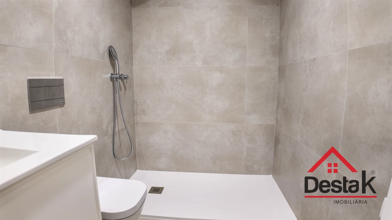 Apartamento T3 para Arrendamento em Ranhados Foto 14