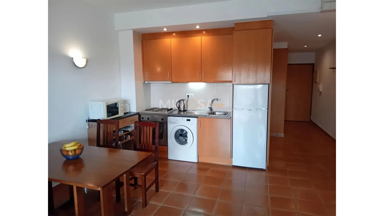 Apartamento T1 para Venda em Lagos (São Sebastião e Santa Maria) Foto 4
