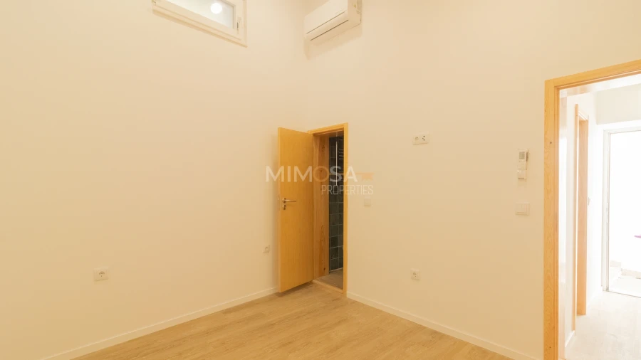 Apartamento T2 para Arrendamento em Aljezur Foto 7