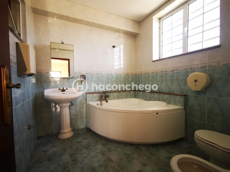 Moradia T3 para Arrendamento em Vila Seca Foto 15