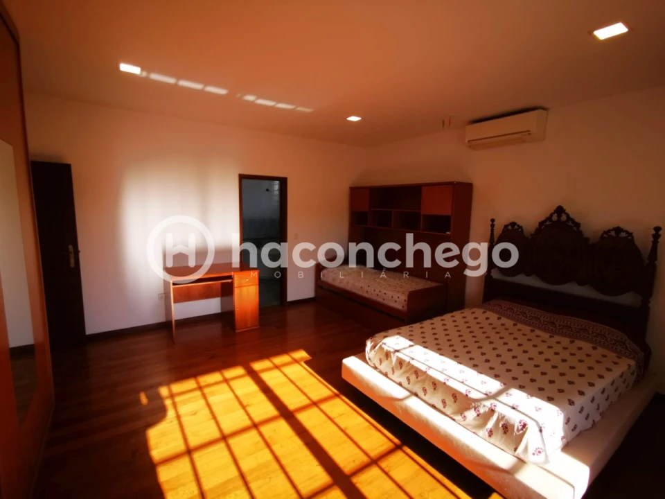 Moradia T3 para Arrendamento em Vila Seca Foto 14