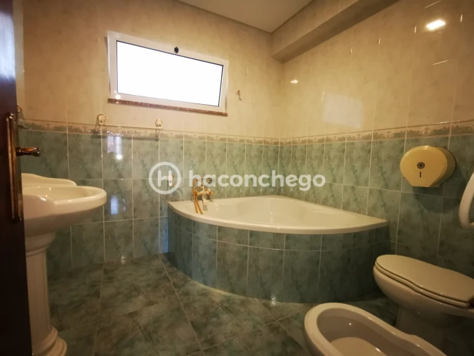 Moradia T3 para Arrendamento em Vila Seca Foto 12