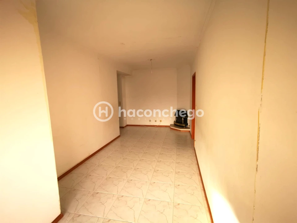 Apartamento T1 para Venda em Arcozelo Foto 6
