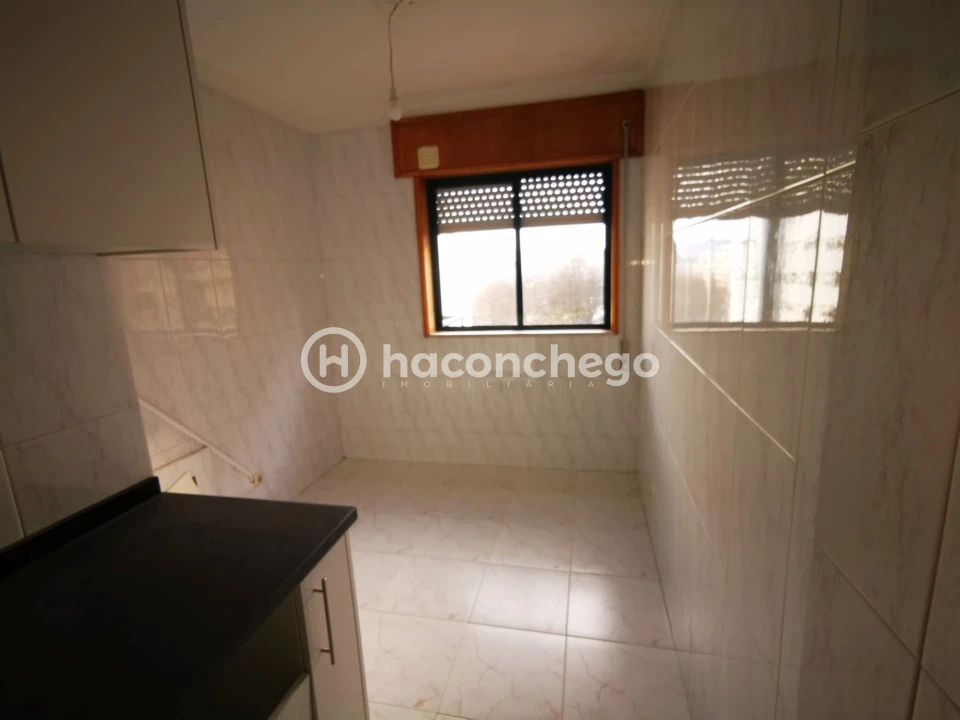 Apartamento T1 para Venda em Arcozelo Foto 13