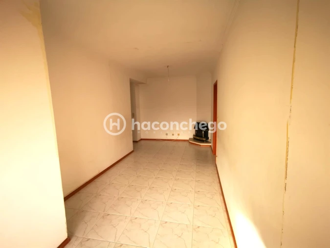 Apartamento T1 para Venda em Arcozelo Foto 6