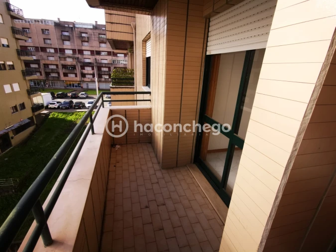 Apartamento T1 para Venda em Arcozelo Foto 14