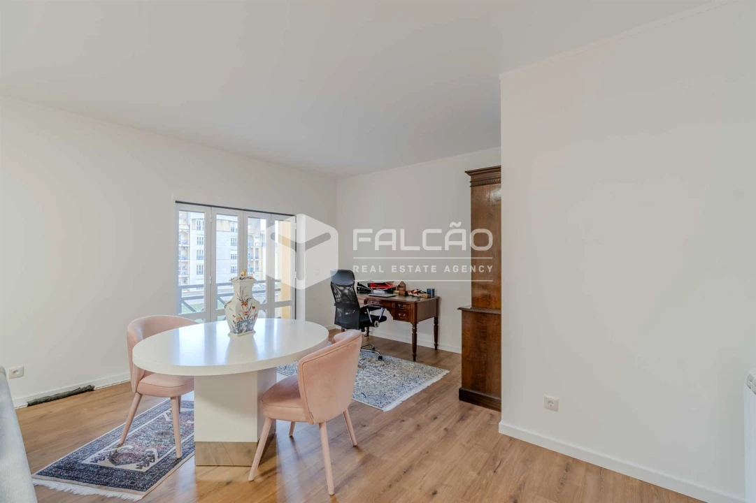 Apartamento T3 para Arrendamento em Marvila, Ribeira Santarém, São Salvador, São Nicolau Foto 11