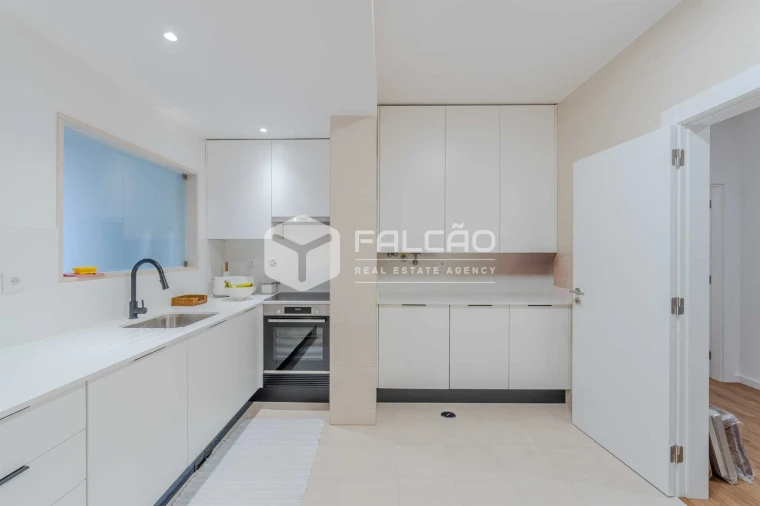 Apartamento T3 para Arrendamento em Marvila, Ribeira Santarém, São Salvador, São Nicolau Foto 5