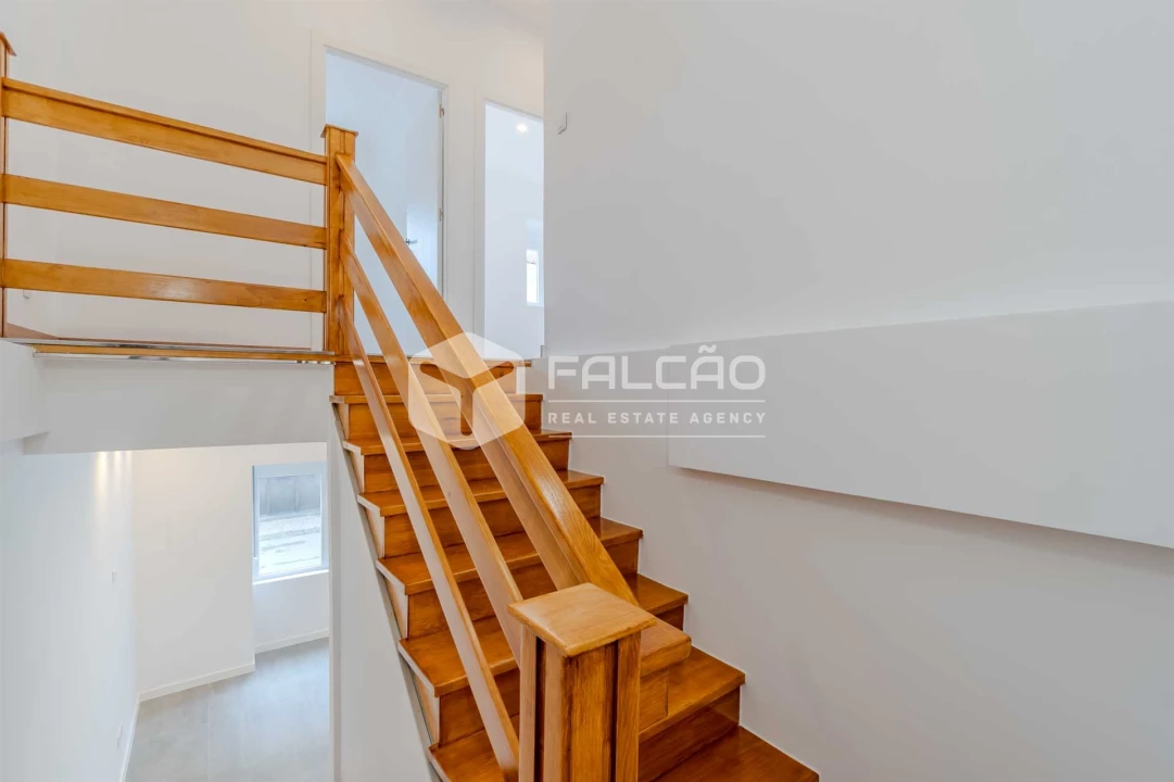 Moradia T3 para Venda em Amiais de Baixo Foto 13