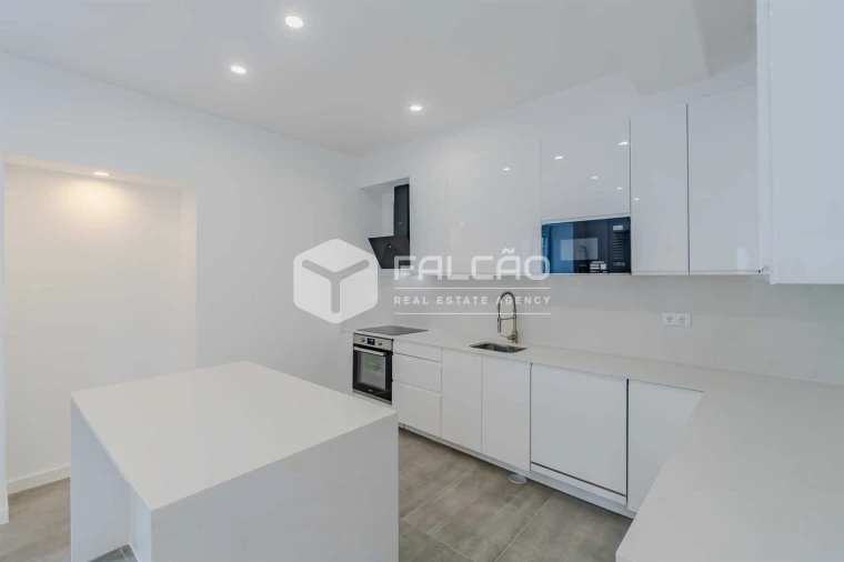 Moradia T3 para Venda em Amiais de Baixo Foto 5