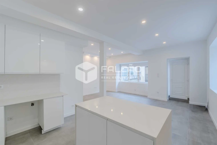 Moradia T3 para Venda em Amiais de Baixo Foto 7