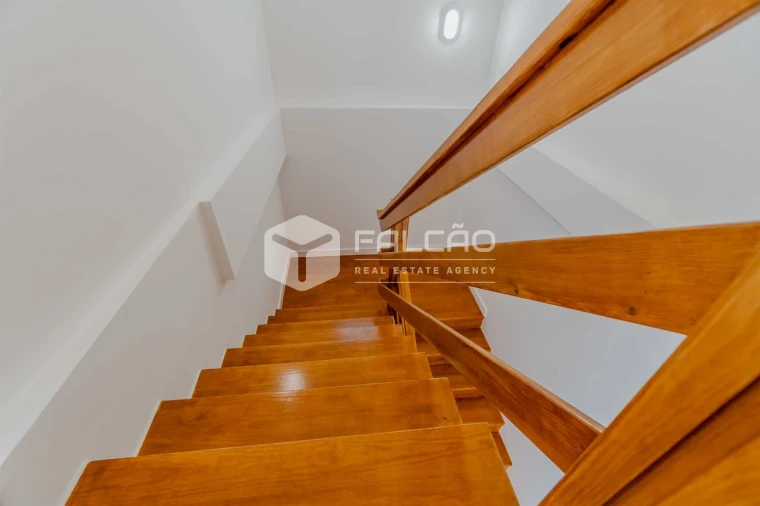 Moradia T3 para Venda em Amiais de Baixo Foto 32