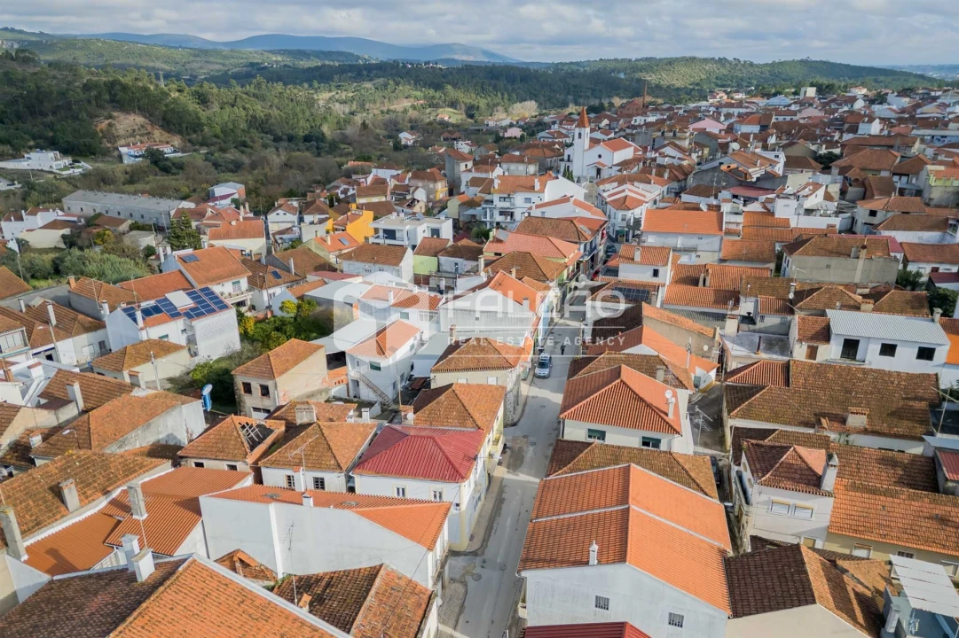 Moradia T3 para Venda em Amiais de Baixo Foto 37