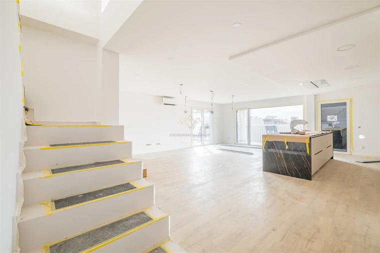 Apartamento T4 para Venda em Montijo e Afonsoeiro Foto 49