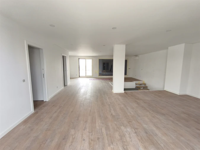 Apartamento T4 para Venda em Montijo e Afonsoeiro Foto 17