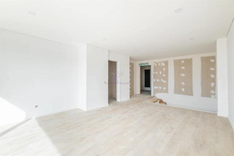 Apartamento T4 para Venda em Montijo e Afonsoeiro Foto 51