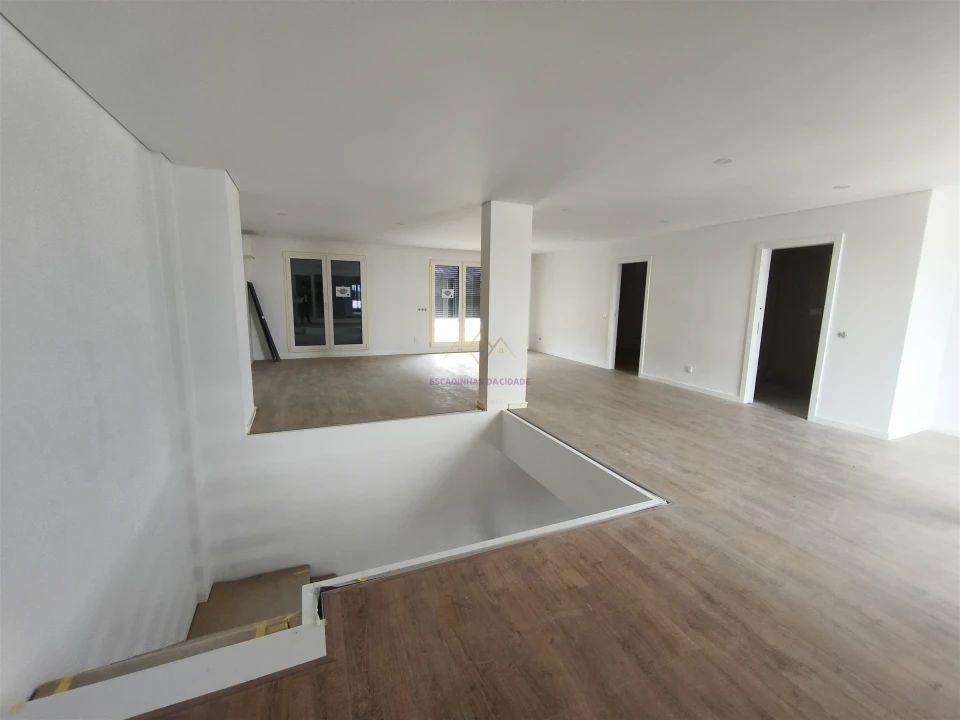 Apartamento T4 para Venda em Montijo e Afonsoeiro Foto 22