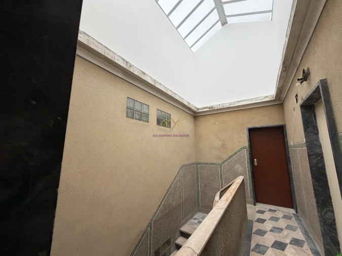 Apartamento T3 para Venda em Queluz e Belas Foto 29