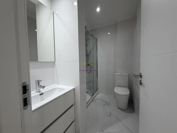 Apartamento T3 para Venda em Queluz e Belas Foto 19