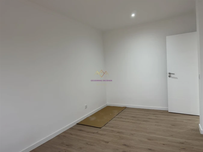 Apartamento T3 para Venda em Queluz e Belas Foto 22