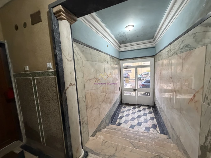 Apartamento T3 para Venda em Queluz e Belas Foto 30