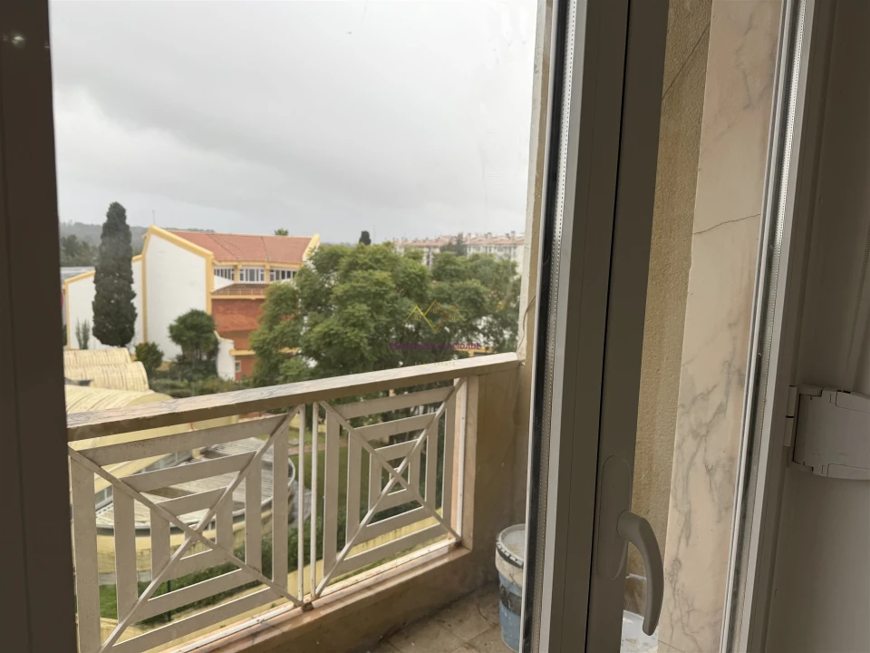 Apartamento T3 para Venda em Queluz e Belas Foto 17