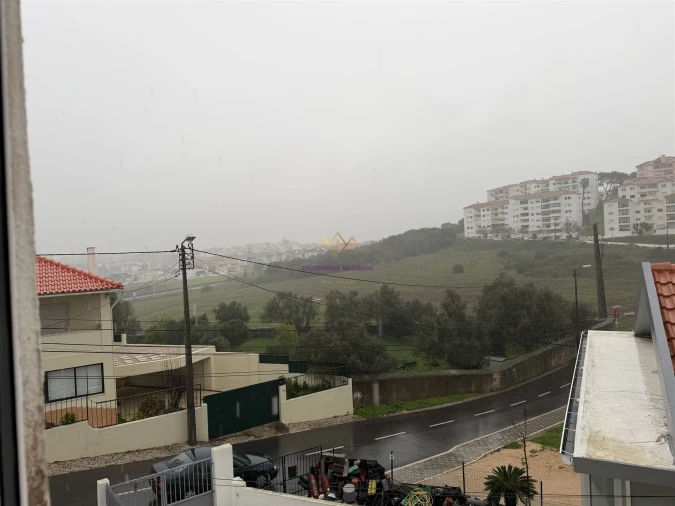 Apartamento T1 para Venda em Porto Salvo Foto 24