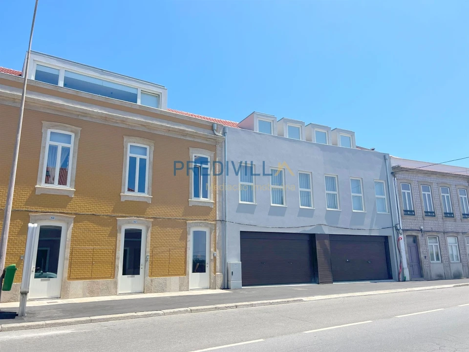 Apartamento T1 para Arrendamento em Azurara Foto 13