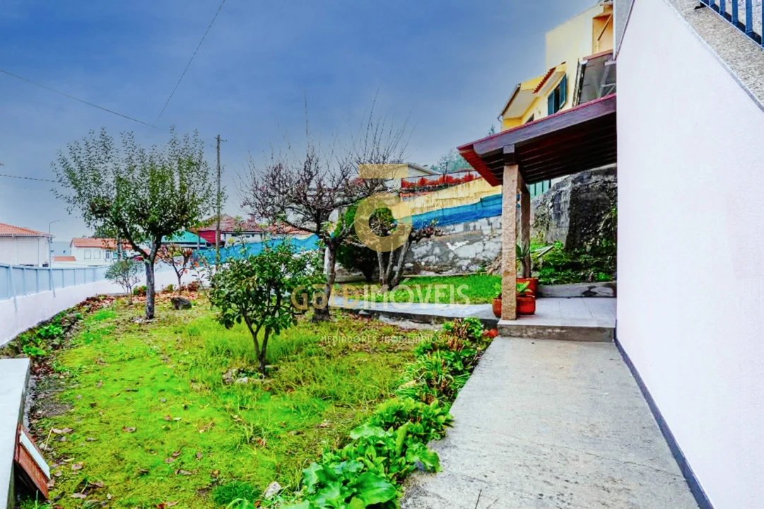 Moradia T3 para Venda em São Roque Foto 20