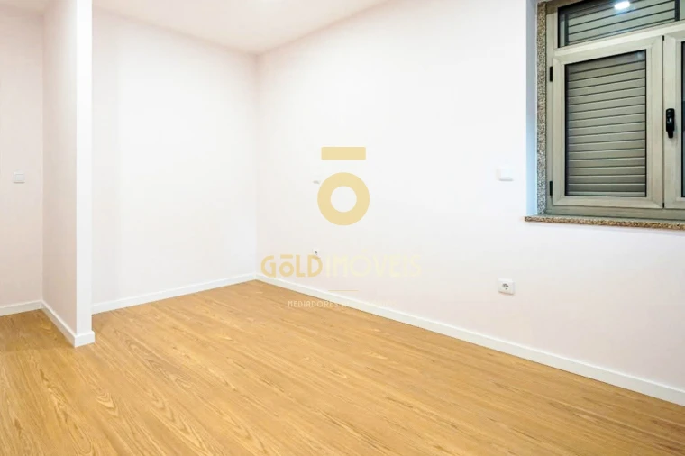 Moradia T3 para Venda em São Roque Foto 15